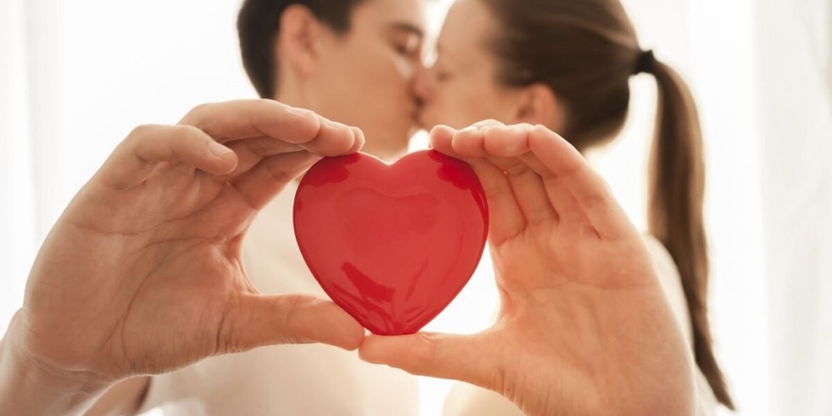 Cómo elegir pareja de forma consciente: más allá de la atracción