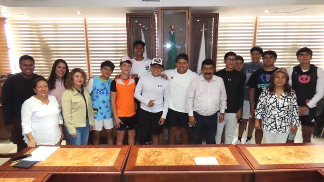 Texcoco respalda al equipo TexForce en torneo estatal de flag football