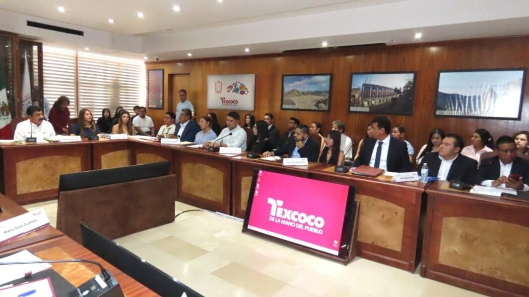 Texcoco abre espacios a jóvenes: aprueban universidad y políticas participativas