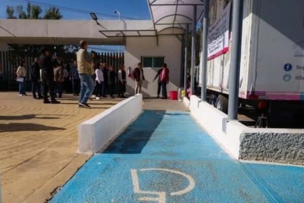 Texcoco entrega módulos sanitarios en Hospital General Guadalupe Victoria