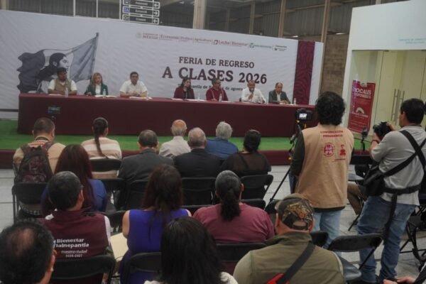 Feria de Regreso a Clases llega a Tlalnepantla con descuentos de hasta 40%