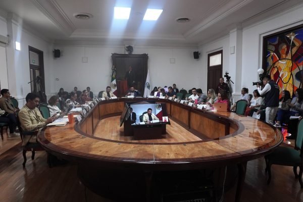 Tlalnepantla aprueba programa de empleo para mujeres y moderniza infraestructura