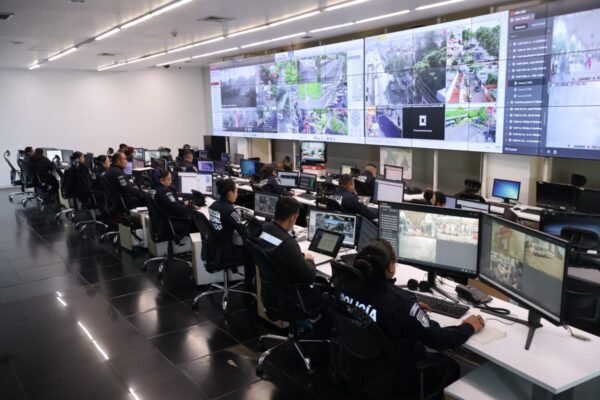 Tlalnepantla intensifica depuración policial con 1,115 expedientes en trámite