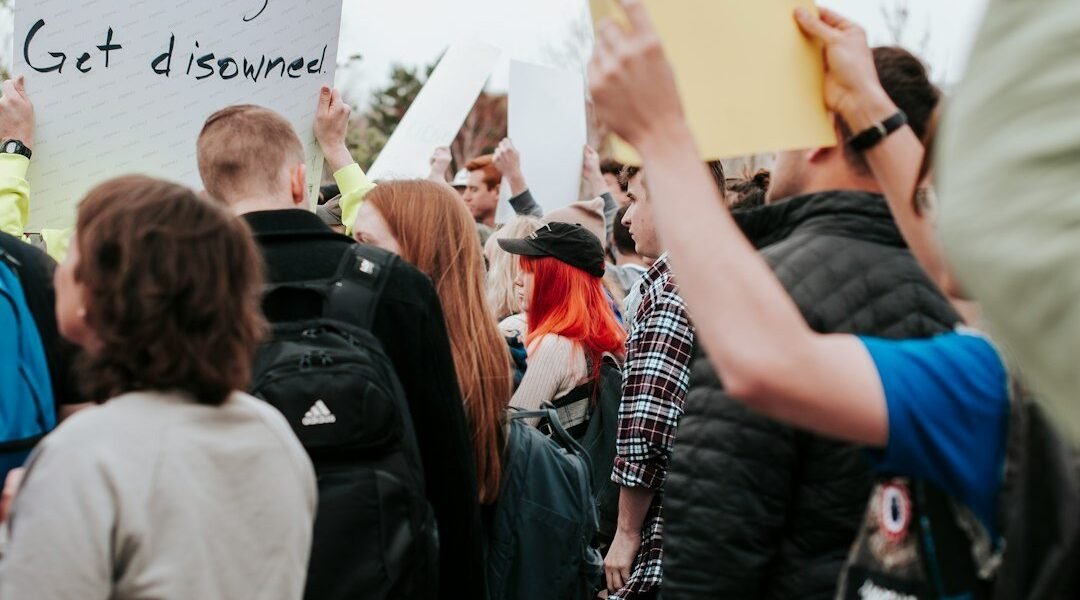 Educación de élite y activismo: el perfil de líderes en movimientos sociales