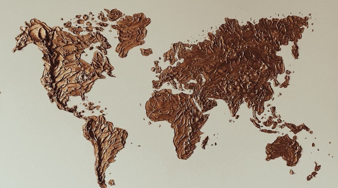 Cuando los mapas hablan: América Latina reclama su verdadero tamaño en el mundo