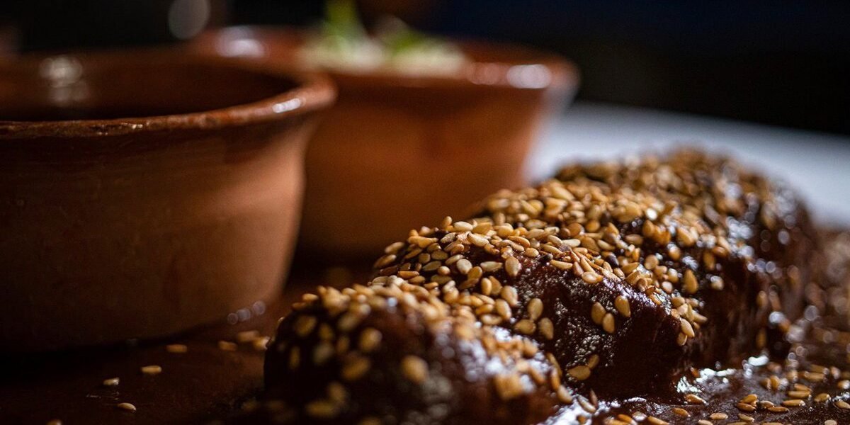 Edomex celebra primer encuentro gastronómico con 56 cocineras y pueblos originarios