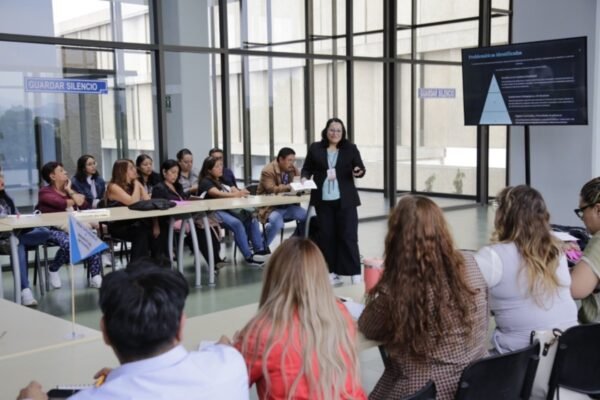 Docentes del Edomex pueden inscribirse en cursos y diplomados gratuitos