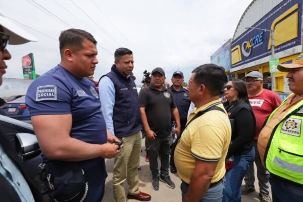 Ecatepec ordena retirar 200 autos de deshuesaderos que obstruyen vialidades