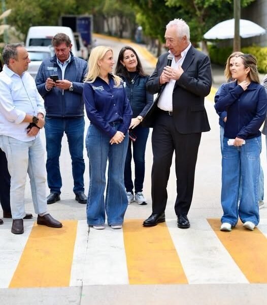 Huixquilucan rehabilita más de 3 mil metros de calles en zonas residenciales