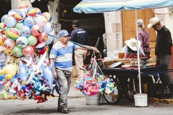La economía informal crece 2% en México durante el primer trimestre