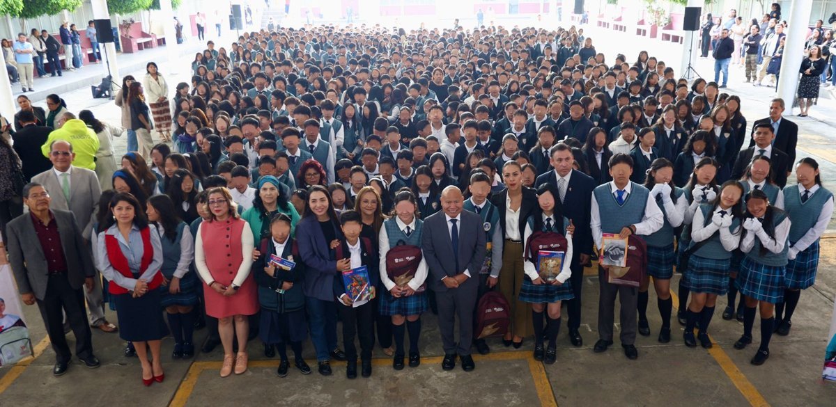 EdoMéx al 100: Tlalnepantla arranca ciclo escolar con inversión histórica