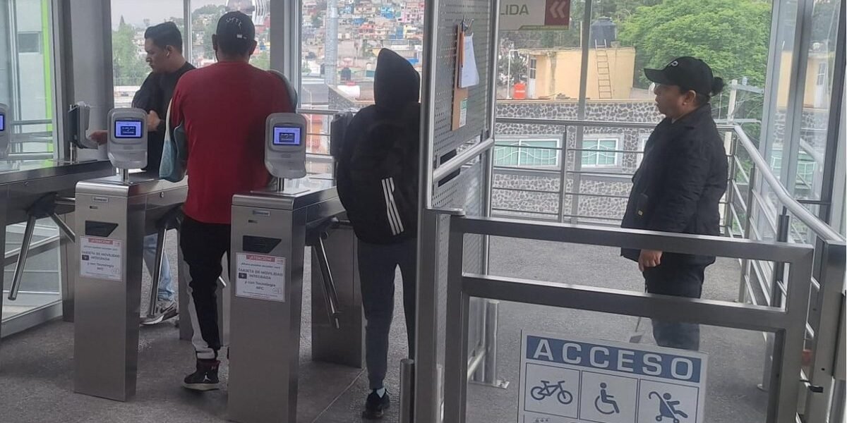 Estado de México invierte 730 millones en viajes gratuitos para adultos mayores y discapacitados
