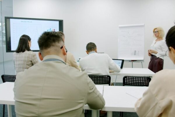 IA en las aulas: cuando la tecnología promete más de lo que entrega