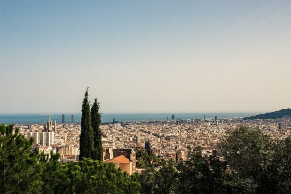 Barcelona respira gastronomía: la ciudad se reinventa con nuevas mesas para el otoño