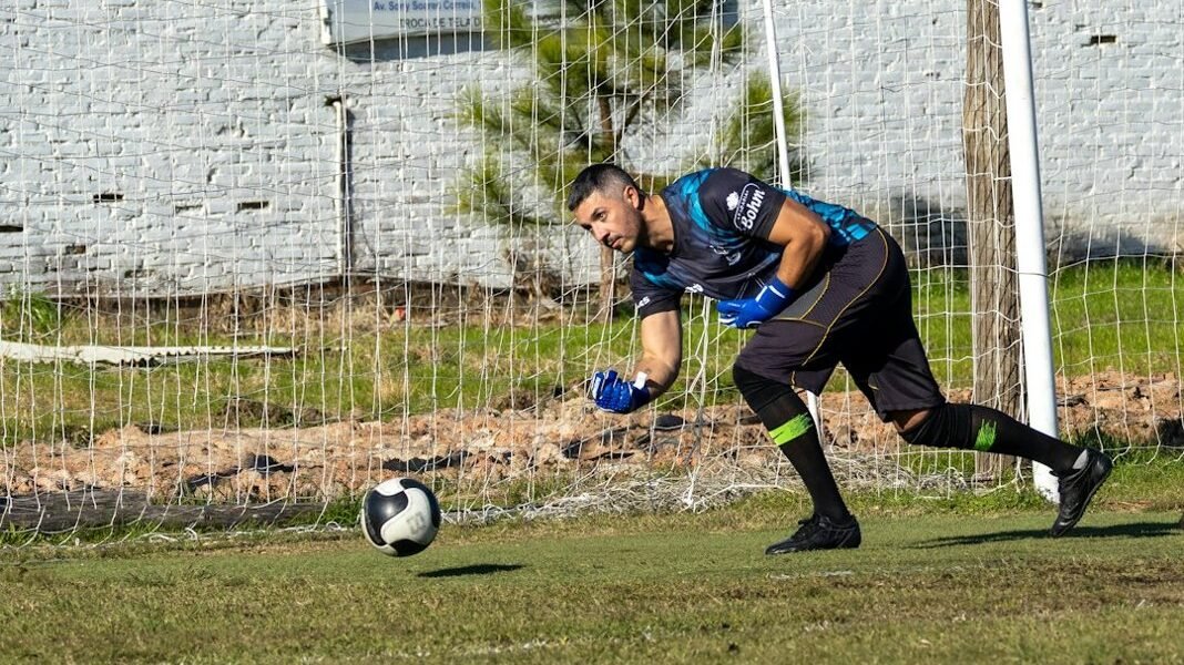 Navas desata su magia felina: Pumas frena a Atlante con atajadas de película