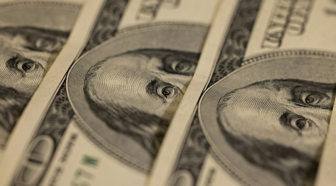 Cómo los bancos españoles ganan más dinero con los créditos caros
