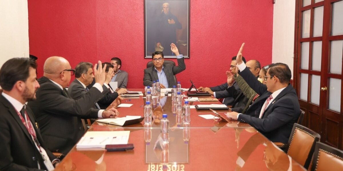 Edomex obtiene calificación crediticia AA+ de Fitch Ratings
