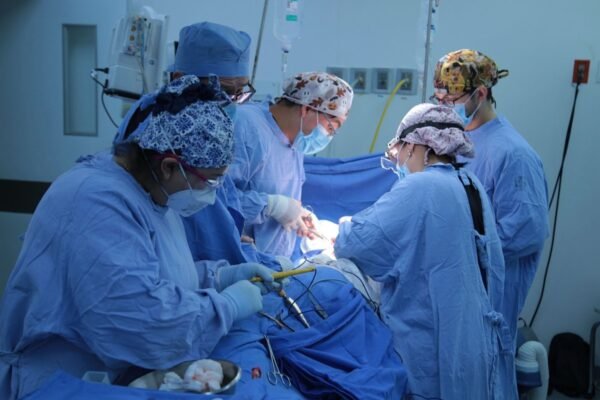 Cirugía oncológica pediátrica: el IMSS atiende a menores con cáncer