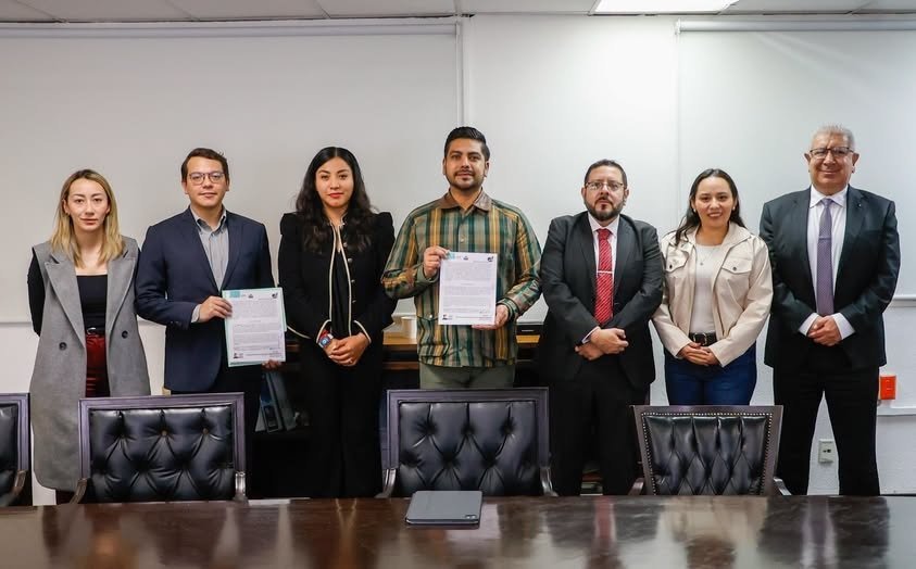 Nezahualcóyotl firma convenio con el SNDIF para fortalecer derechos de la infancia