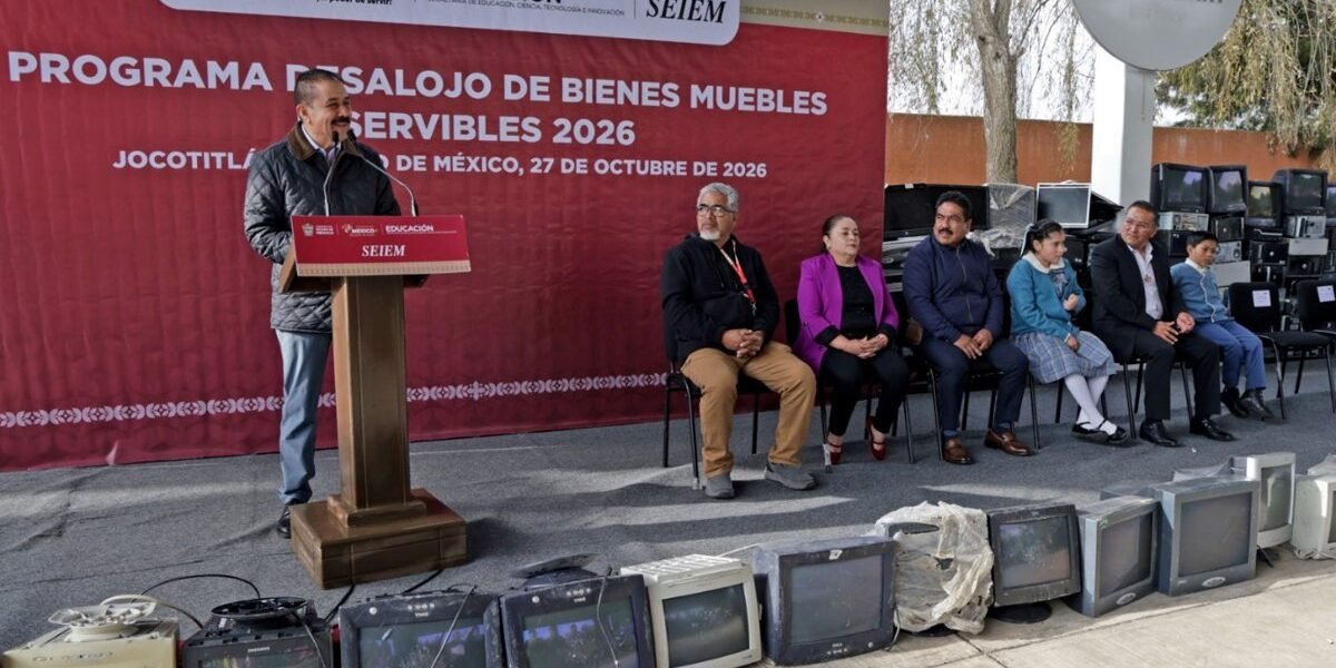 Edomex retira 65 mil muebles en desuso de escuelas para recuperar espacios