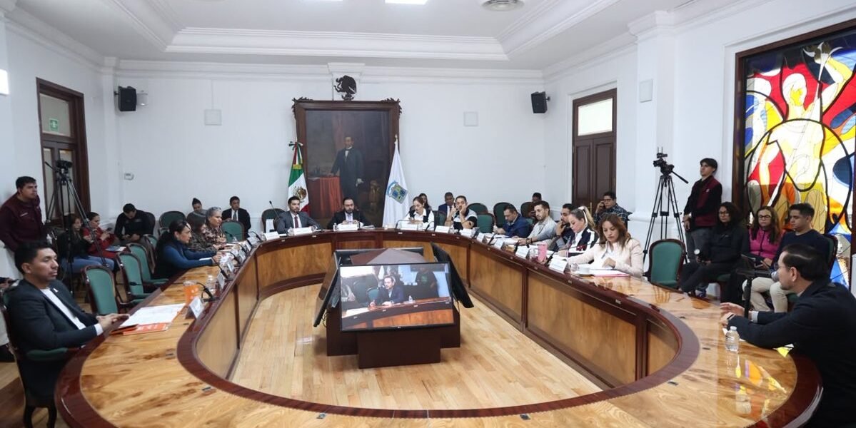 Tlalnepantla aprueba donación de predios y regularización de propiedad