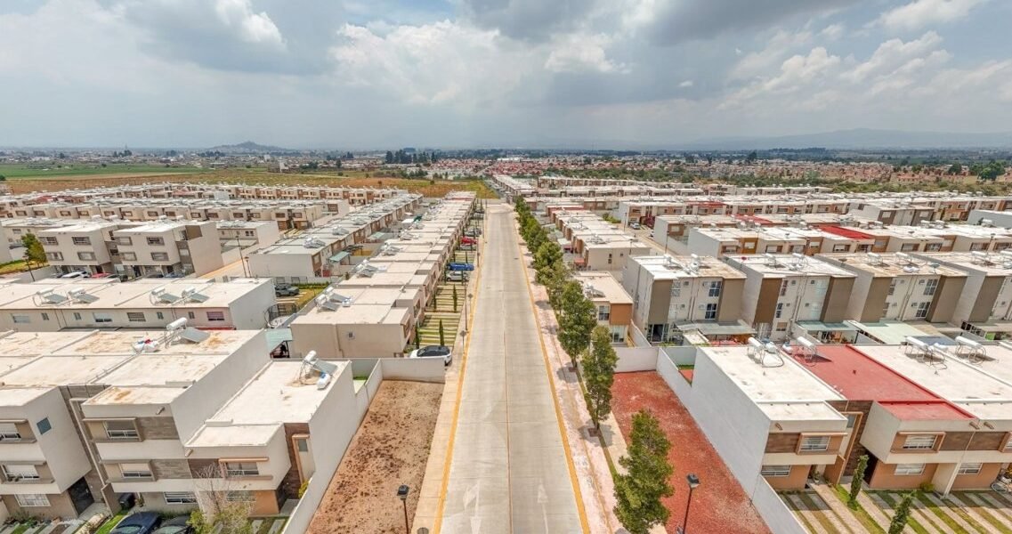 Edomex reduce déficit habitacional con 40 mil viviendas autorizadas